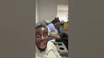 KUNA WATOTO WANAUTANI SANA NA WAZAZI WAO TAZAMA JAMAA ALIVYOMTISHA MAMA YAKE 
