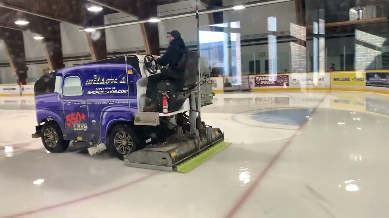 City of Guelph Olympia Zamboni at Centennial Arena ⛸