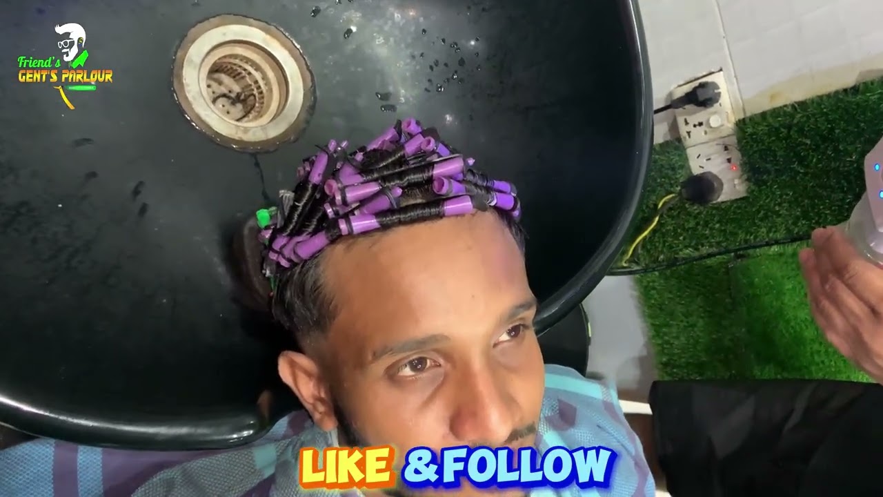 সোজা বা কোঁকড়া - দুটো চুলের স্টাইলই আকর্ষণীয় হতে পারে।