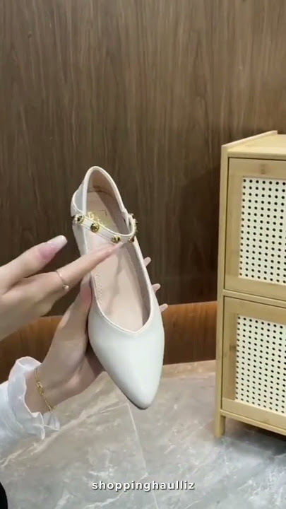 #racunshopee flat shoes kerja wanita elegant // korean style flat shoes #shorts #flatshoes #fypage