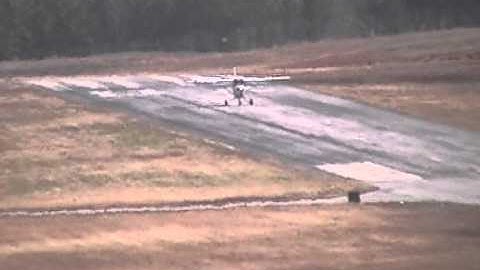 Cessna 152 First flight test crow hop