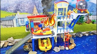 Feuerwehrmann Sam Spielzeug Film für Kinder 🔥 Wasserwacht qualmt und  brennt | Toys for Kids - YouTube