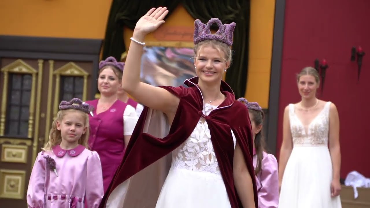 Die Krönung der Schneverdinger Heidekönigin 2025/2026