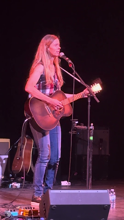 Comeback Kid by Lindi Ortega (portion of song) -Cover by Katrin