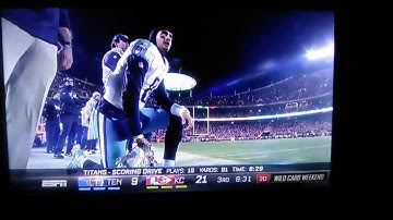 Marcus Mariota TD pass to himself