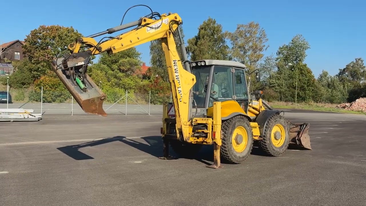 Traktorgrävare New Holland LB115B-4PS