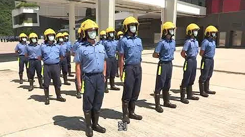 是的长官！爆笑消防中式步操！ - 天天要闻