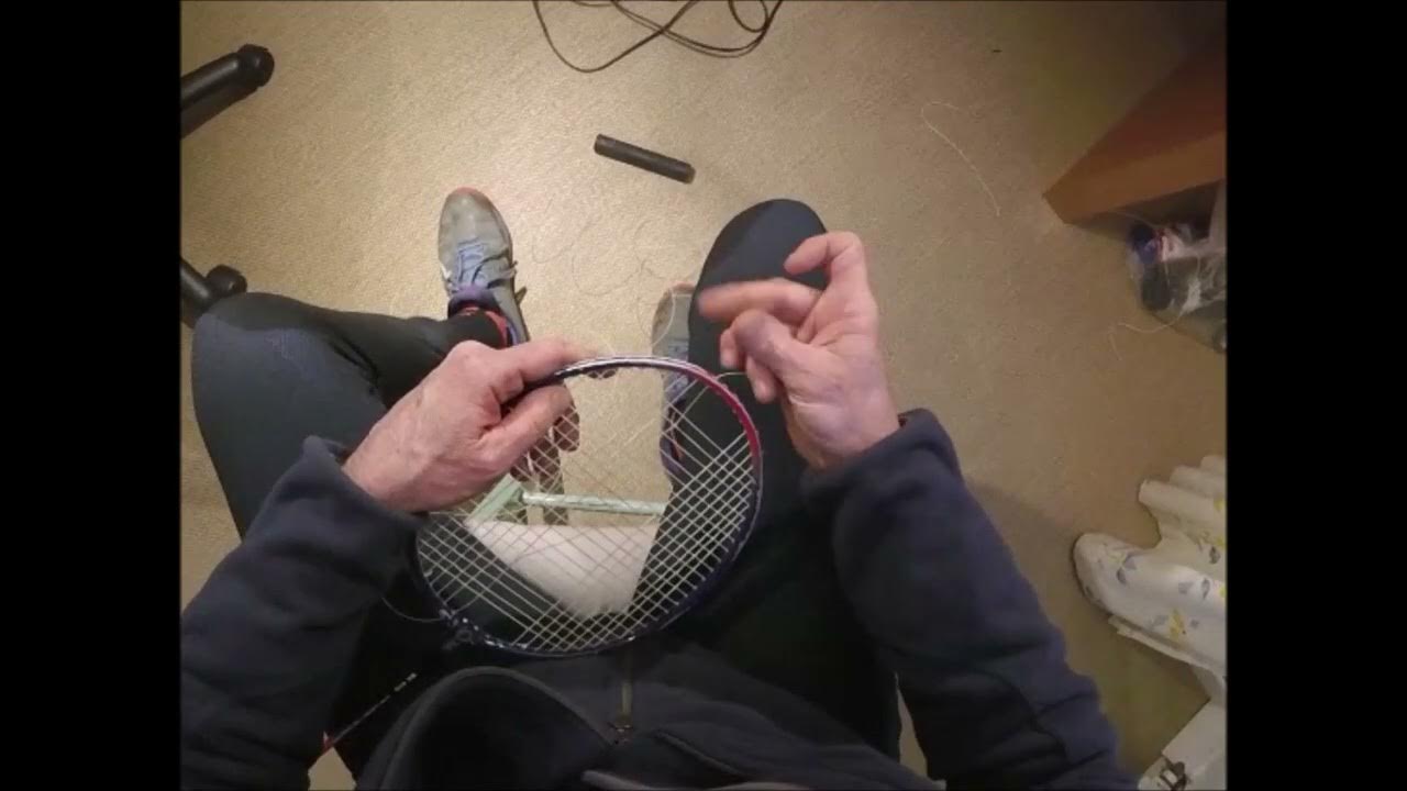 Tuto réparation du cordage d'une raquette de badminton scolaire