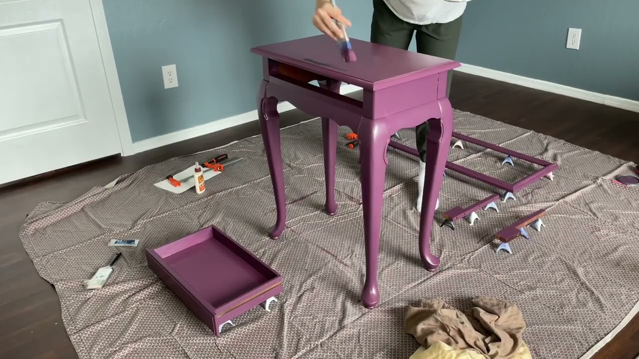 Vintage vanity. Furniture flip