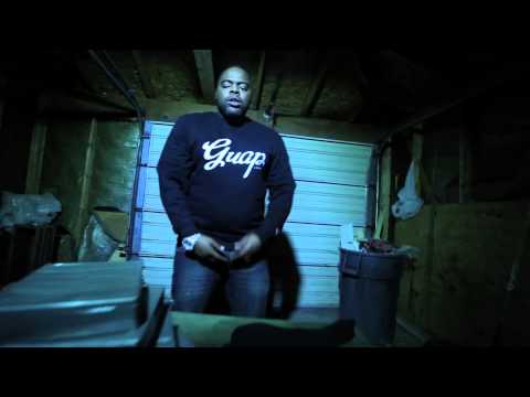  Phenominal Ent. Presents GeeQue - Plug (Dir. Hi-Def) [Label Submitted]