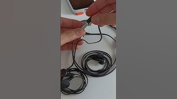 Unplug the two earphones from the stereo splitter after using on Android phone #shorts