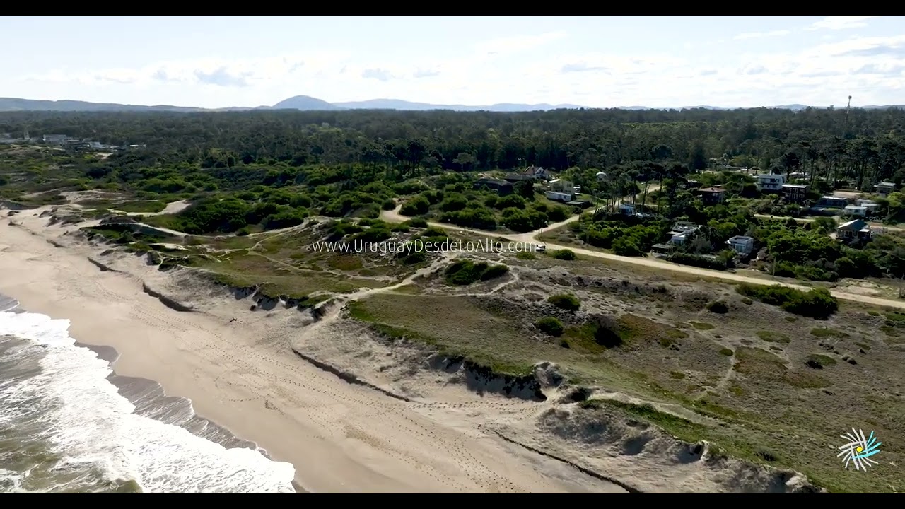 Video aéreo en el arroyo El Potrero, costa de Ocean Park y Sauce de Portezuelo, Maldonado M3 17800 2