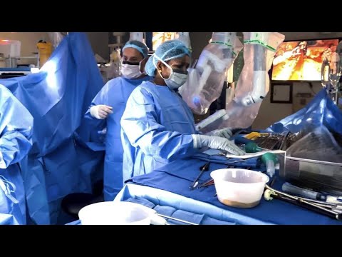 السعوديه تحقق إعجاز عالمى اول عملية زراعة قلب كامله بالروبوت فى العالم داخل السعودية