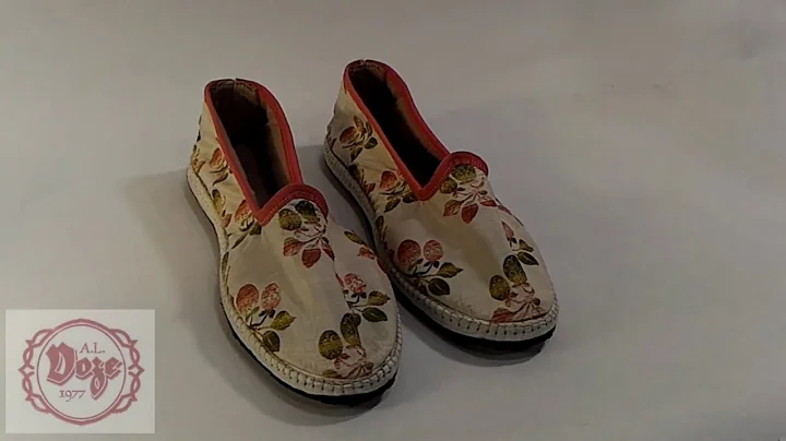 Venetian women's Slippers on Rubelli fabric, Marie Antoinette Rosa pattern