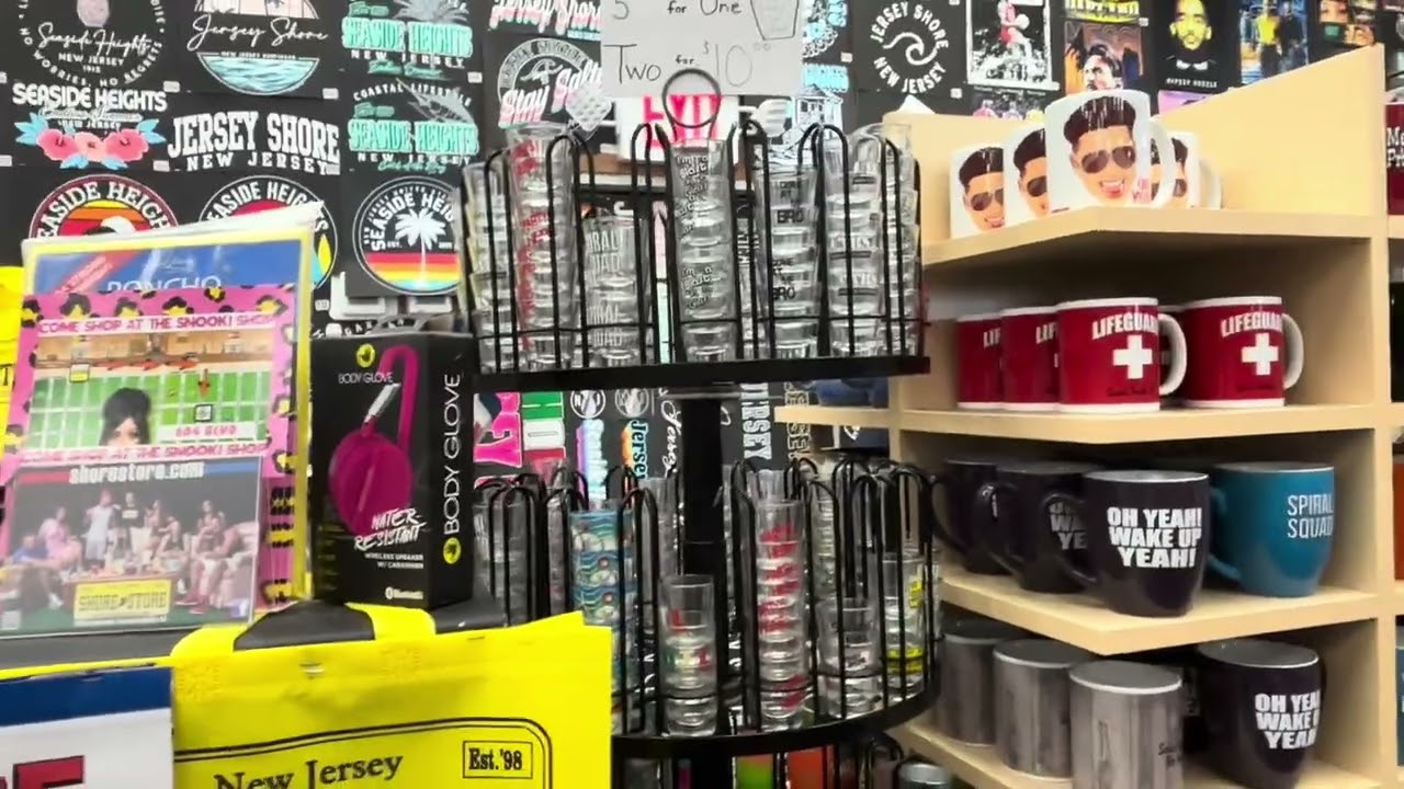 I GOT Inside the Jersey Shore House – Full Tour!