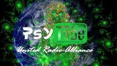 Easily Embarrassed ૐ Under The Jester