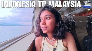 How I CROSSED Sea Border between INDONESIA-MALAYSIA via Ferry? ⛴️🇲🇾 