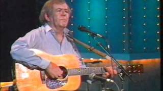 Watch Paddy Reilly Peggy Gordon video