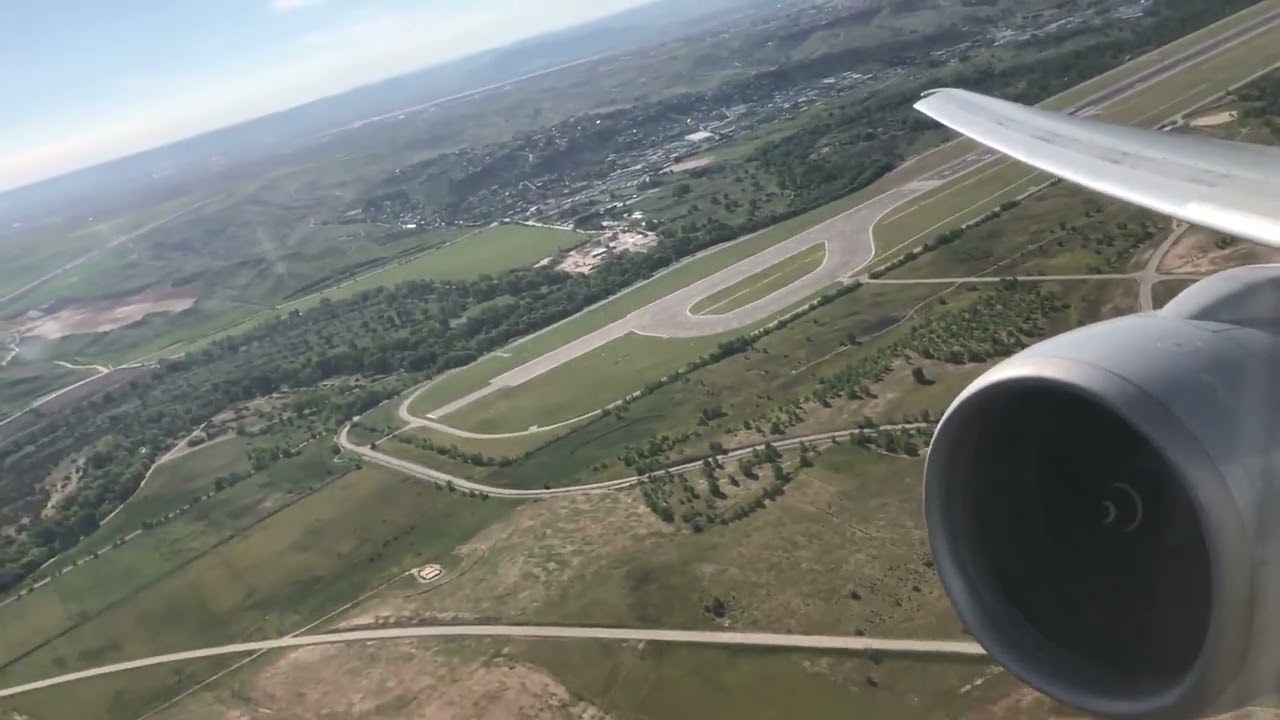 American Airlines Boeing 777-200ER Takeoff from Madrid, Spain.