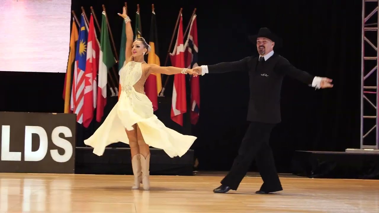 UCWDC WORLDS | WALTZ w/ Ronnie and Bernadette