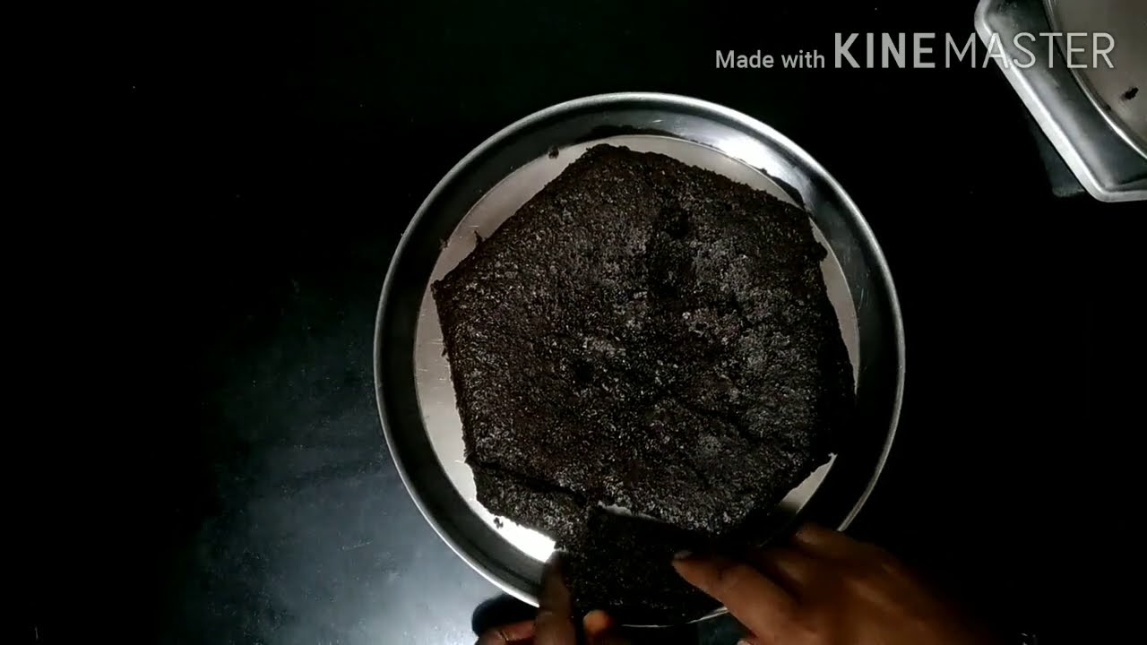 Eggless chocolate cake at home without oven - YouTube
