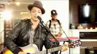 Video thumbnail of "Bruno Mars - Asi como Eres (acustico)"
