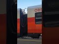 Abfahrt S2 nach Mödling in Wien Traisengasse.