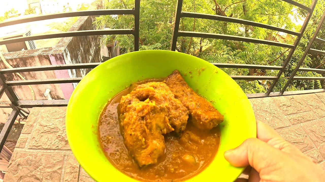 4k Fish Curry Simple Fish Curry Recipe Both With Fried Rice And Plain christmas-time-and-a-simple-fish-curry-recipe-assamesevlogs
