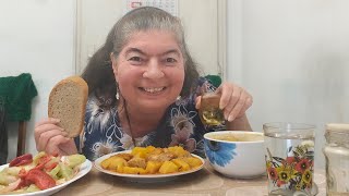 видео: ЯМ-ЯМ-ЯМ! Картофки🥔с месо 🐔🐓🍺салата🥗🍅🧅 супичка 🥓🥧🥐🥳хляб 🍞🍽️🥗🥓🍀 ще хапна с кеф! Наздраве с ракийката! картинка: ЯМ-ЯМ-ЯМ! Картофки🥔с месо 🐔🐓🍺салата🥗🍅🧅 супичка 🥓🥧🥐🥳хляб 🍞🍽️🥗🥓🍀 ще хапна с кеф! Наздраве с ракийката!
