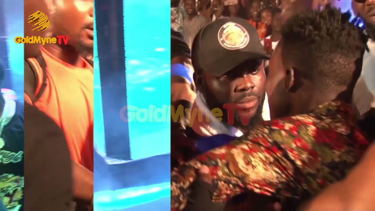 DRAMA AS DAVIDO’S PERFORMANCE WAS CUT SHORT DUE TO SOUND PROBLEMS