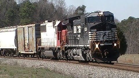 Train 125 South On The Main 2-08-12.mpg