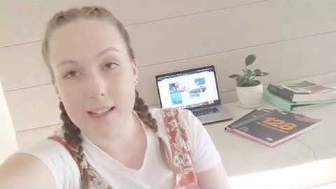 Studying online with Deakin College - Ashlee, Australia