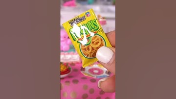 Barbie Dolls Getting Ready for a Baby Shower Party