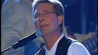 Watch Don Moen We Give You Glory video