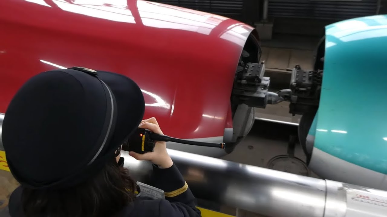 盛岡駅　はやぶさ34号と、こまち34号東京行き　連結作業　2024/05/12