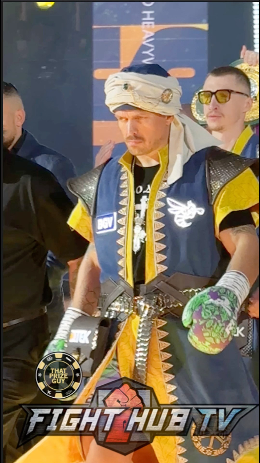 Oleksandr Usyk FINAL BOSS ring walk for Tyson Fury rematch!