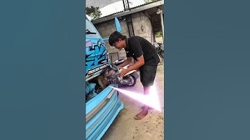 Cinematik lepas lampu truck macan madura
