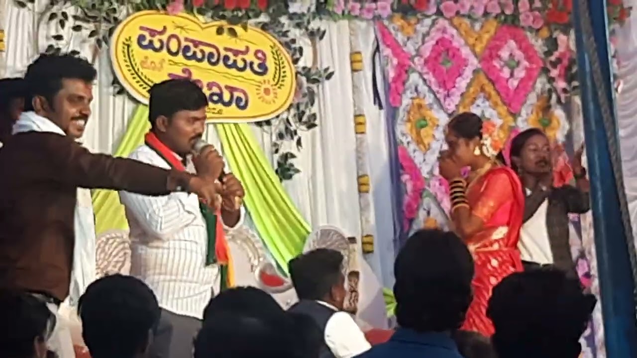 ಮದುವೆಯ ಮನೆಯಲ್ಲಿ  ಮದುಮಗನ ಗೆಳೆಯರ ಬಳಗ ಫುಲ್ ಗಿಚ್ ಡ್ಯಾನ್ಸ್💞💞❤️❤️💃🕺💃🕺