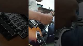 Suara Gitar Menjeritteknik Kuda Jantan Mabok Kuda Janda