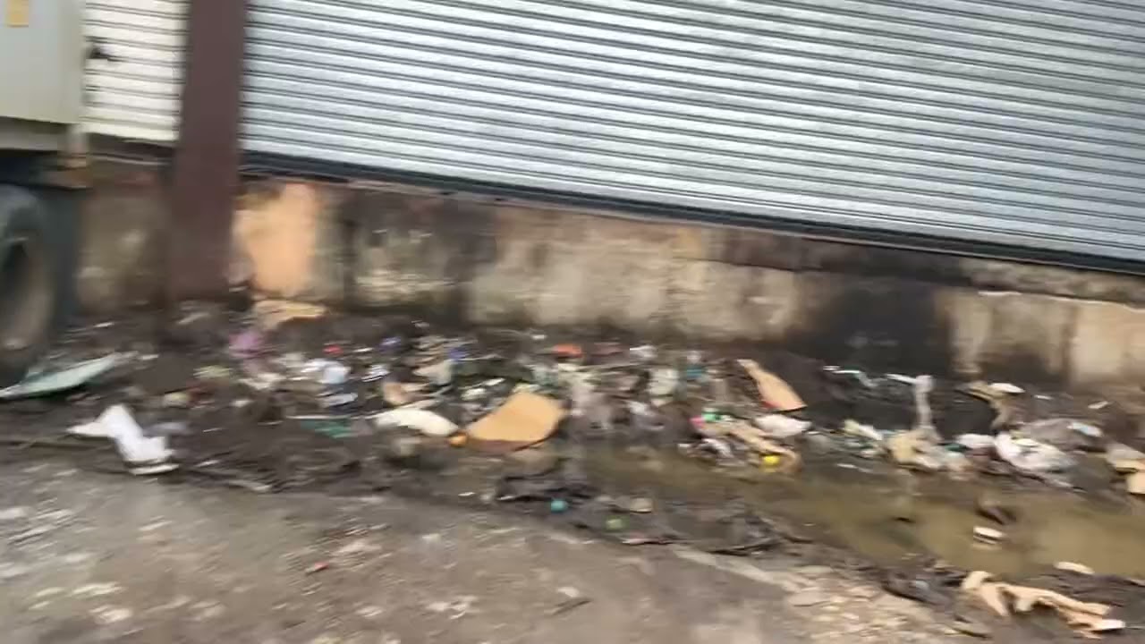 Old Sami trailer and Mack cabover￼