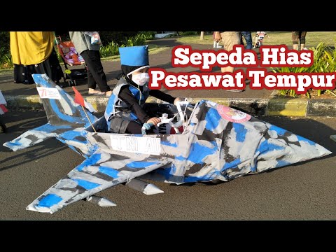 hias sepeda agustusan dan Alhamdulillah juara pertama sekomplek.