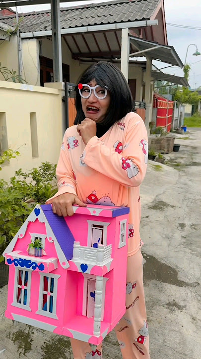 NGELEDEKIN ADEK DI DEPAN TEMAN TEMANNYA | NURRAYNI25