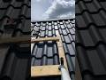 Roof installation in a storm wind #diy #roofing #roof #construction