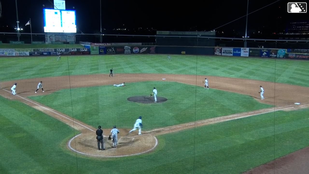 Brewers No. 2 prospect Cooper Pratt lays out to help secure a win | MiLB Highlights