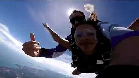 Skydive Thailand from 14000 ft experience