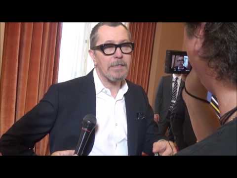 gary oldman youtube interview cinemacon 2017 gary oldman interview for the darkest hour gary oldman youtube interview cinemacon 2017 gary oldman interview for the darkest hour
