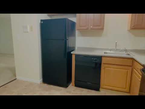 A2C One Bedroom Tour - Colonial Village Apartments
