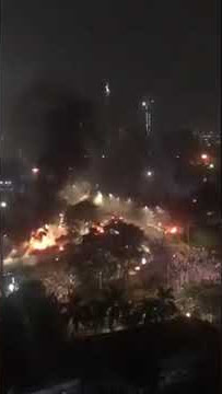 Jakarta lautan api,,,!!!