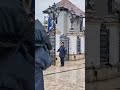 Momentul în care Ilie Bolojan pleacă de la Palatul Cotroceni.