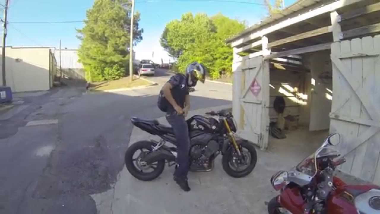 ROLE DE JAQUETA DO FAMOSO TCHOCKOZZO E O JAPAUSA NA SUA FZ1 MODIFICADA BRAVA